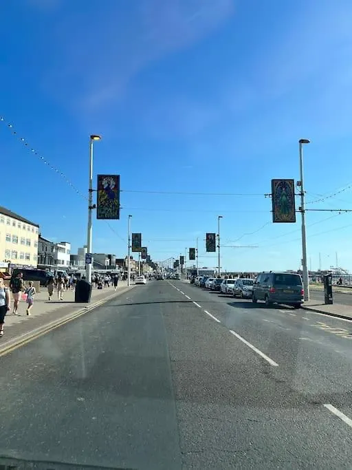 Apartment New Luxury Apartment, Sea Viewwith Parking Blackpool