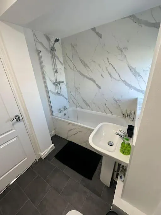 New Luxury Apartment, Sea Viewwith Parking Blackpool 0*,