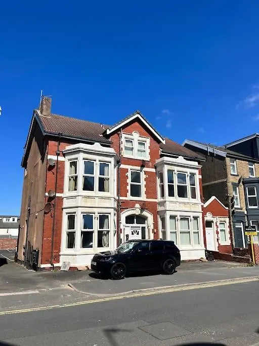 Apartment New Luxury Apartment, Sea Viewwith Parking Blackpool United Kingdom