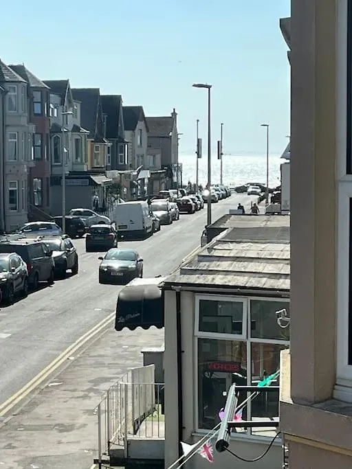 Apartment New Luxury Apartment, Sea Viewwith Parking Blackpool